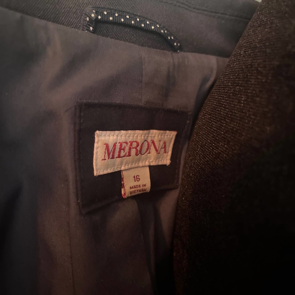 Merona Navy Blue Blazer with Lining Sleeve Detail - Picture 6 of 6